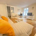 L'auberge Des Halles - Epuree - By Mon Petit Fare * פריז